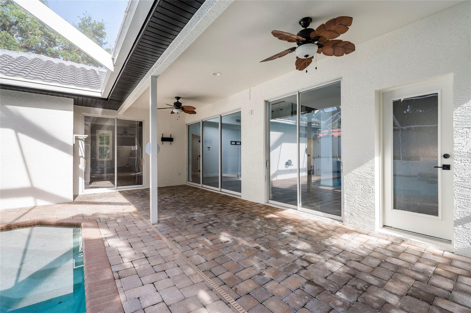 CYPRESS KNOLL - Residential