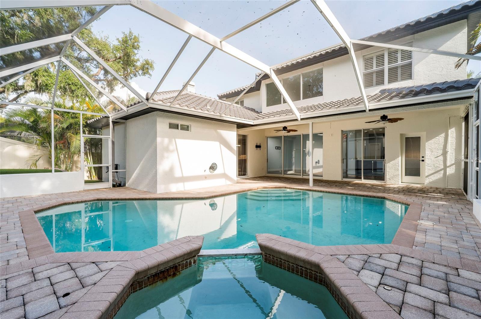 CYPRESS KNOLL - Residential
