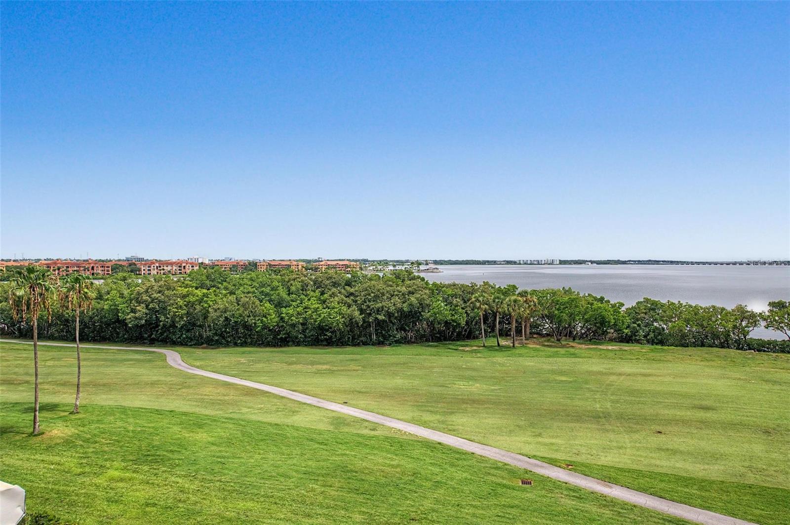 COVE CAY 26-18 VILLAGE I - Residential