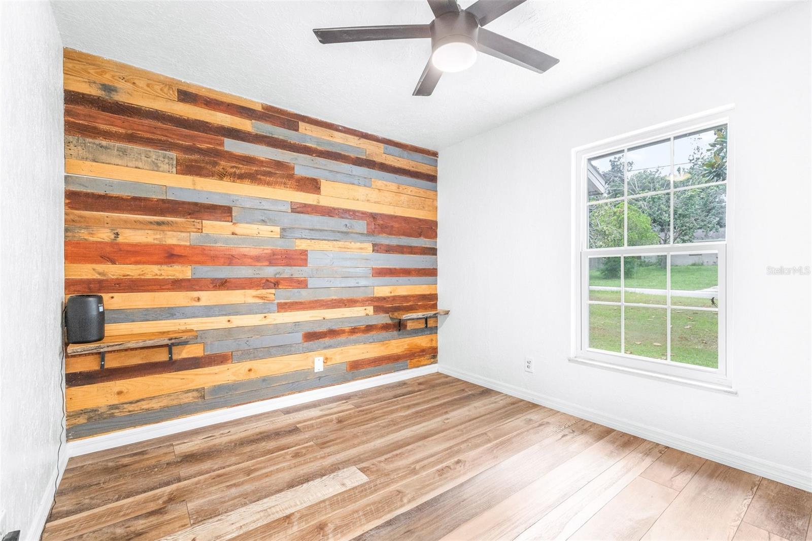 FORT KING ACRES - Residential