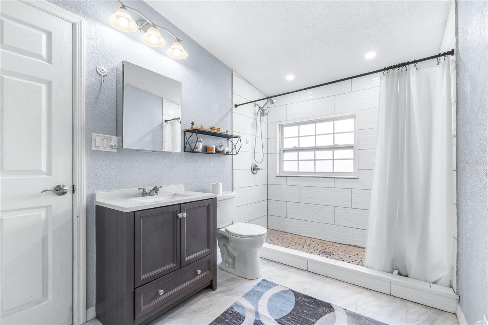 FORT KING ACRES - Residential