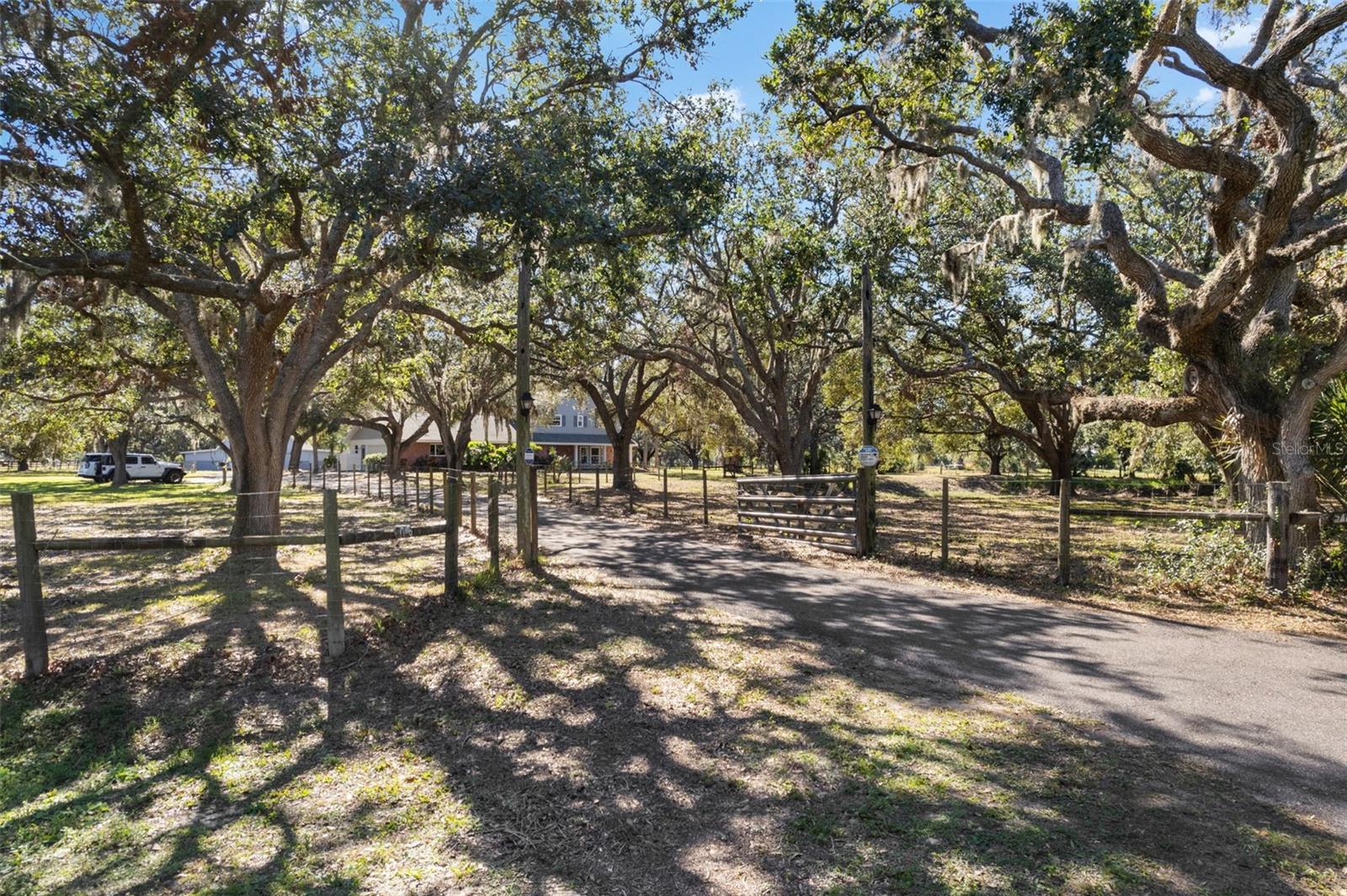 FOX CREEK ACRES II - Residential Income