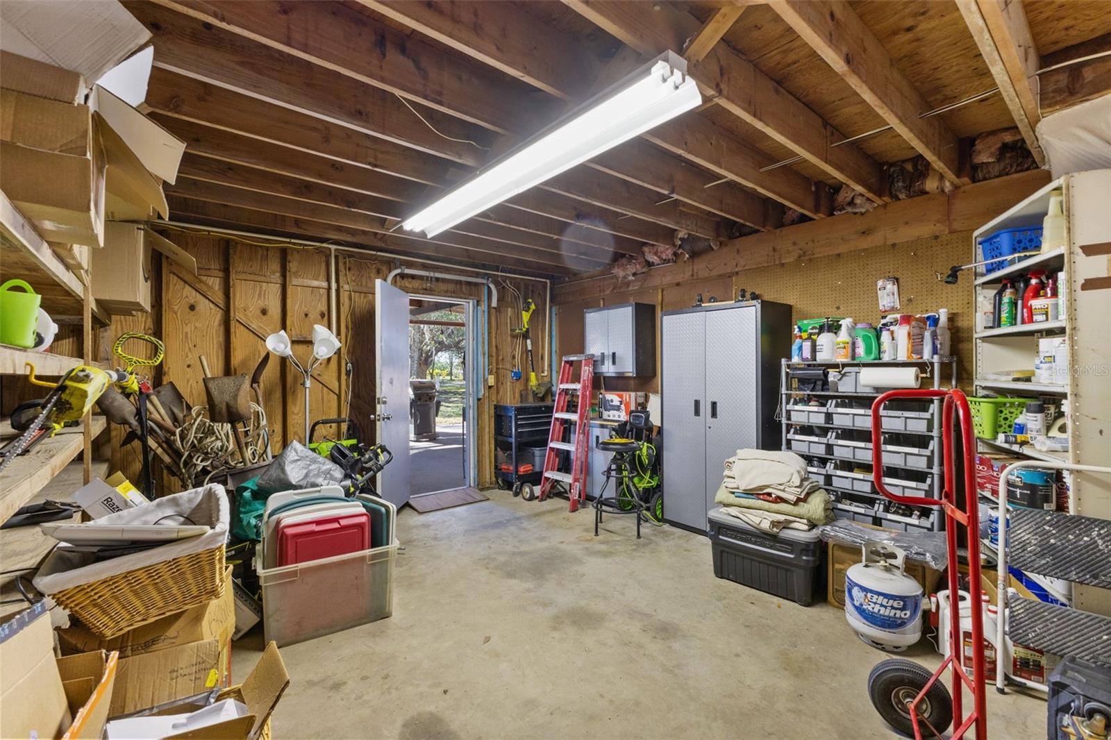 FOX CREEK ACRES II - Residential Income