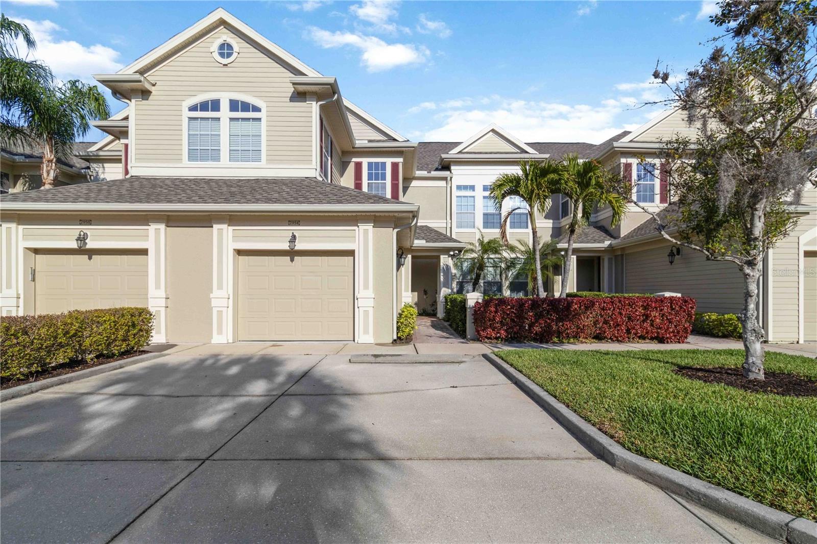 SAVANNAH PRESERVE AT UNIVERSITY PLACE - Residential