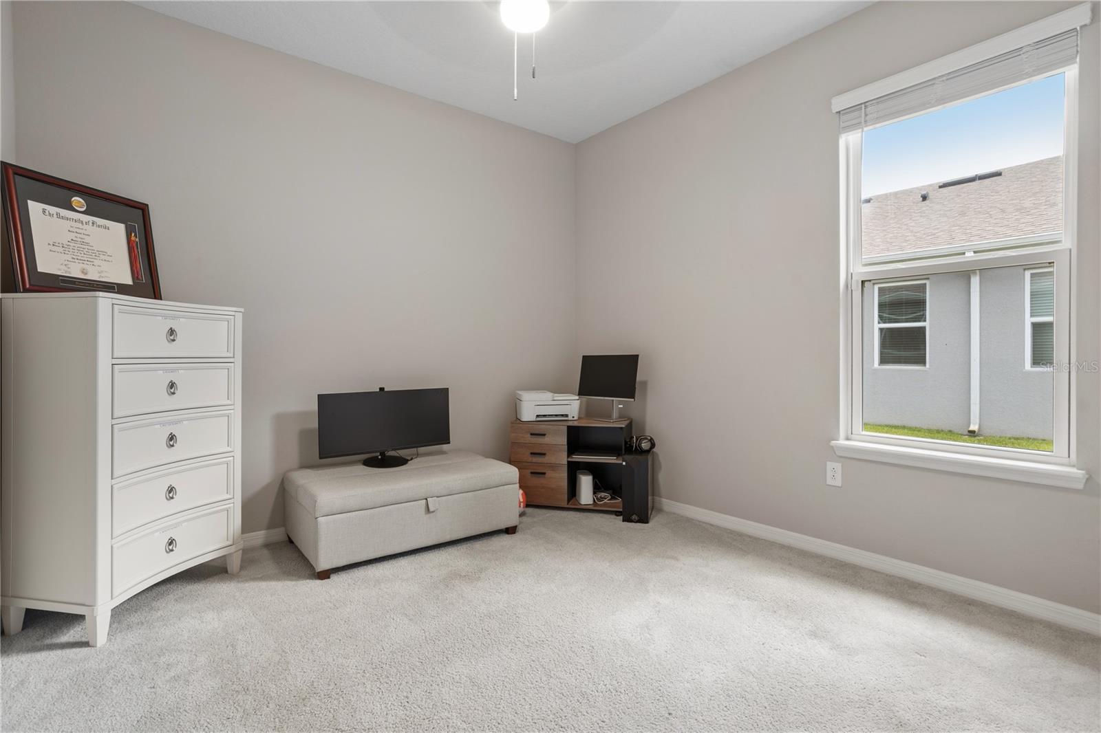 VICTORIA OAKS PH C - Residential
