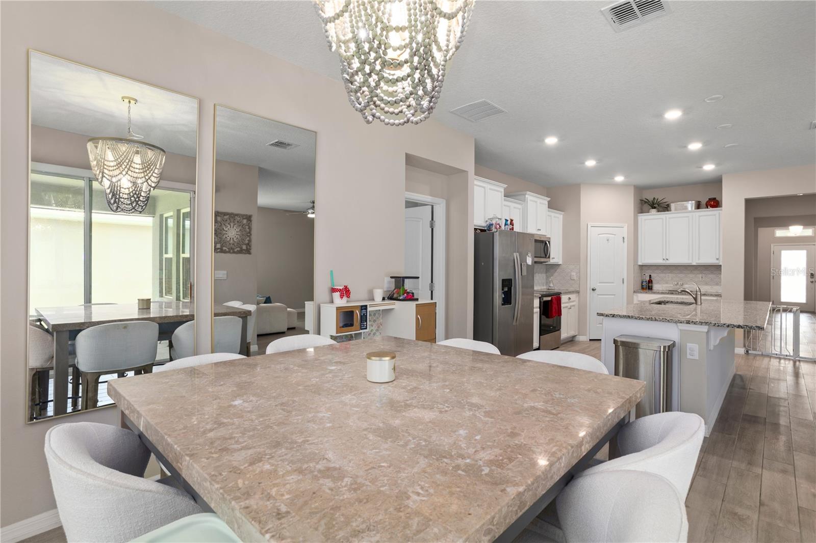 VICTORIA OAKS PH C - Residential