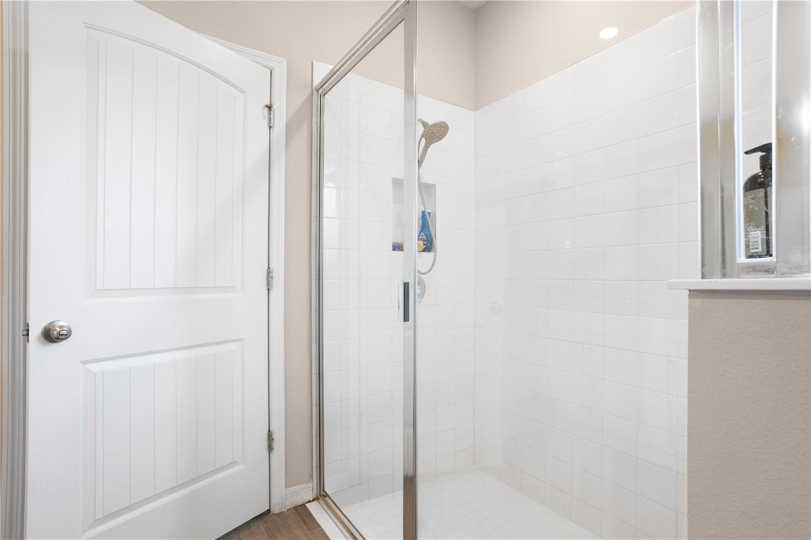 VICTORIA OAKS PH C - Residential