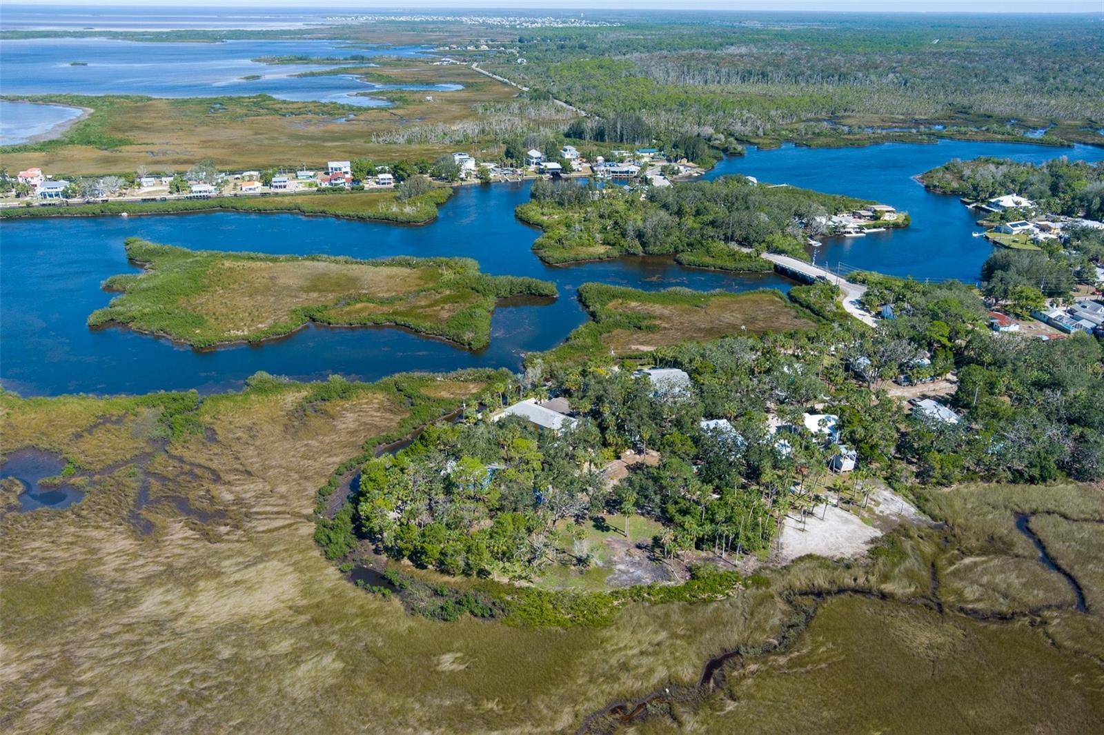 IUKA - Land