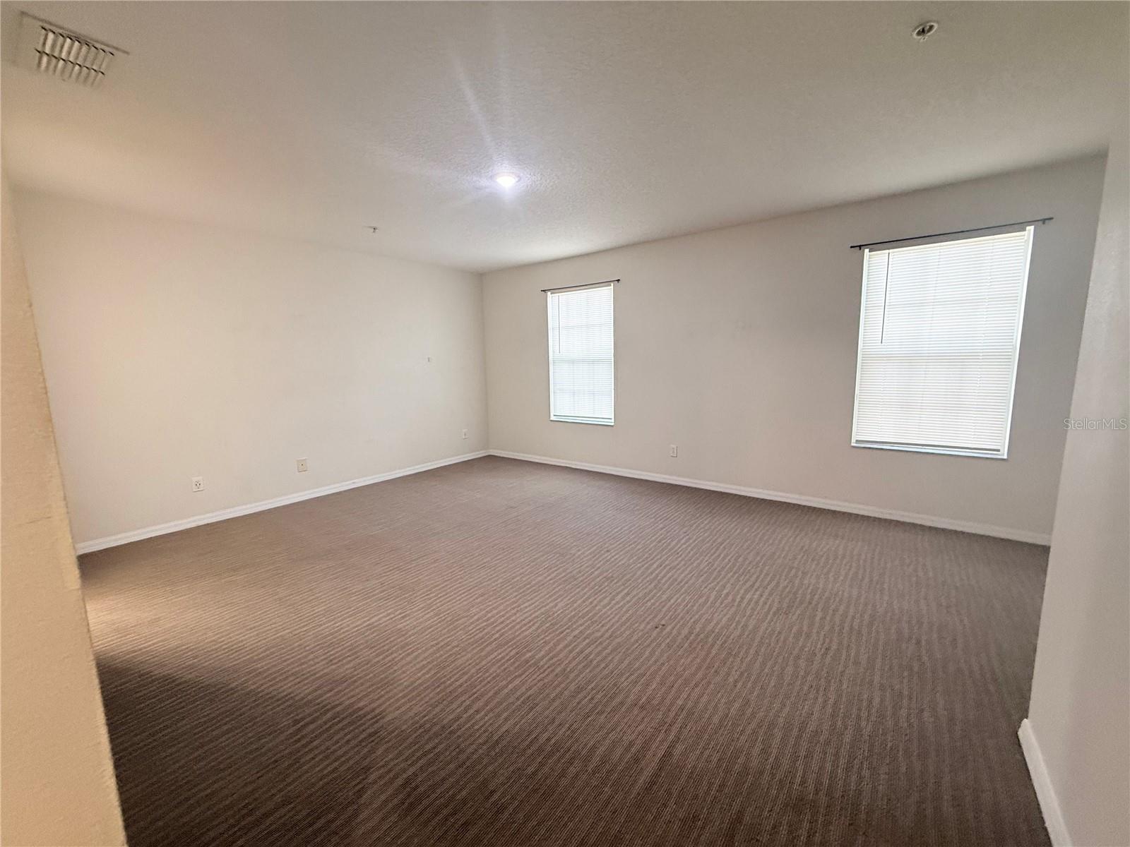 LYNWOOD/SOUTHMEADOW PH 18 - Residential Lease
