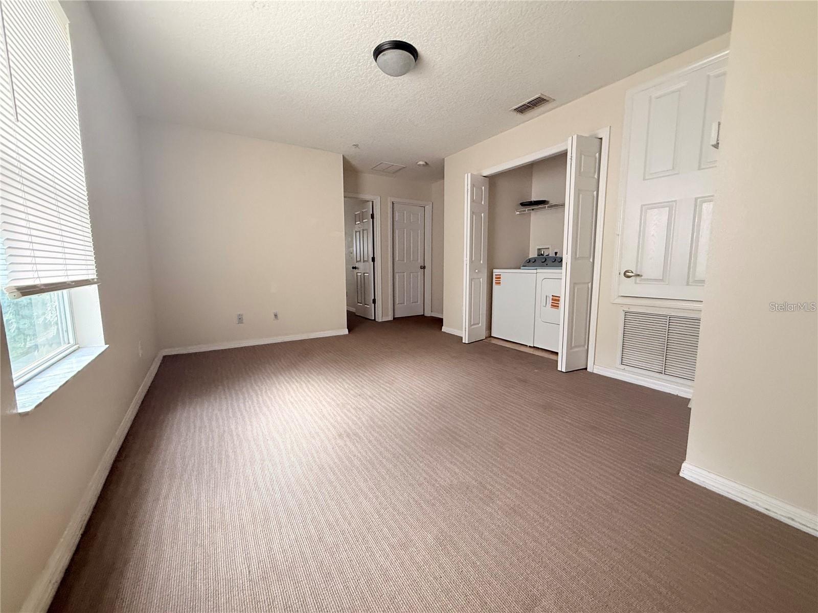 LYNWOOD/SOUTHMEADOW PH 18 - Residential Lease
