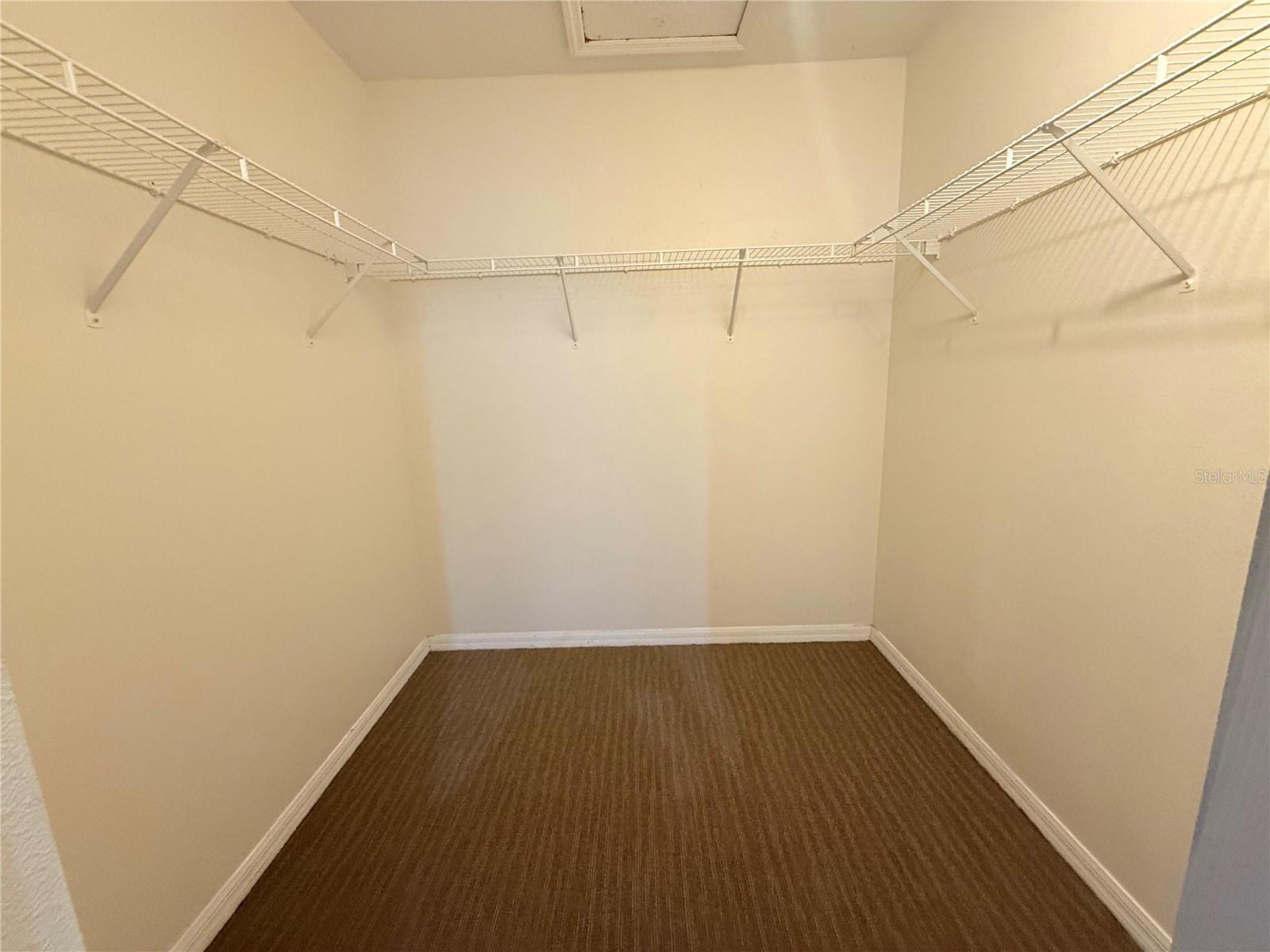 LYNWOOD/SOUTHMEADOW PH 18 - Residential Lease