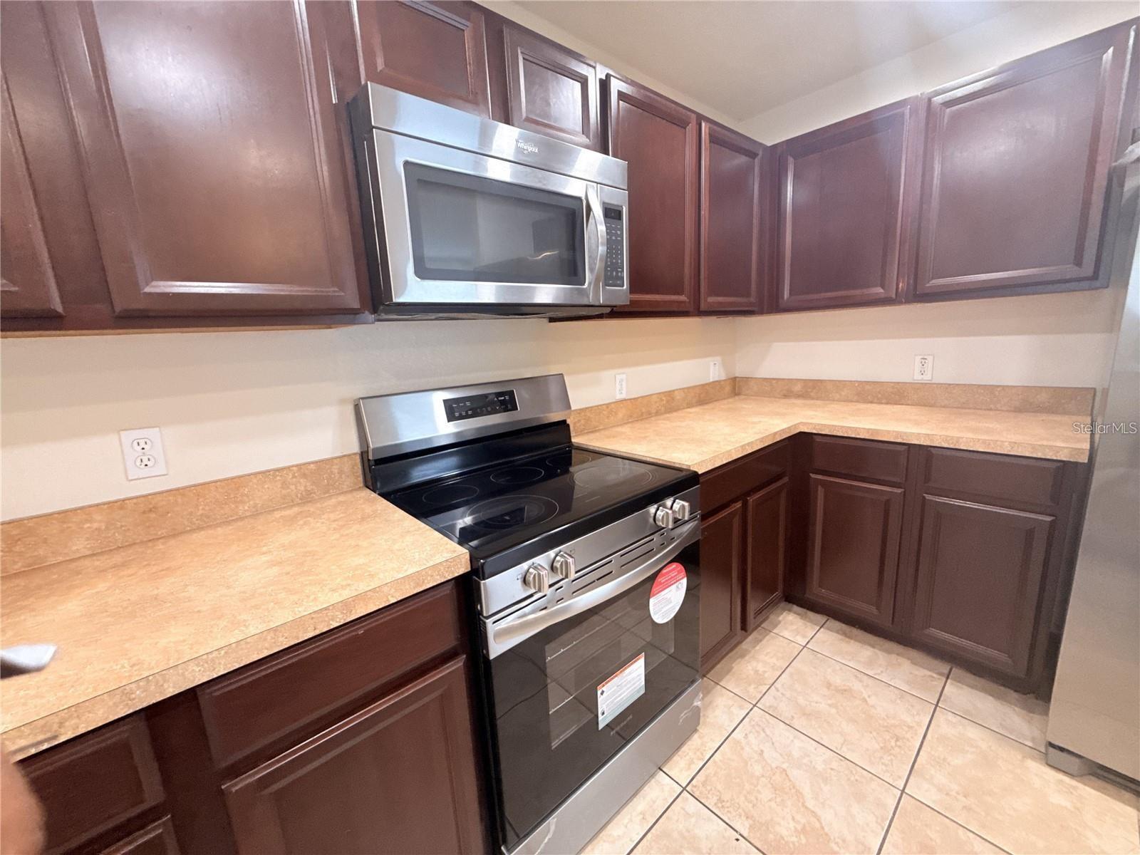 LYNWOOD/SOUTHMEADOW PH 18 - Residential Lease