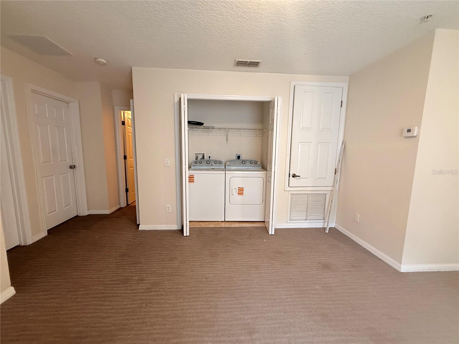 LYNWOOD/SOUTHMEADOW PH 18 - Residential Lease