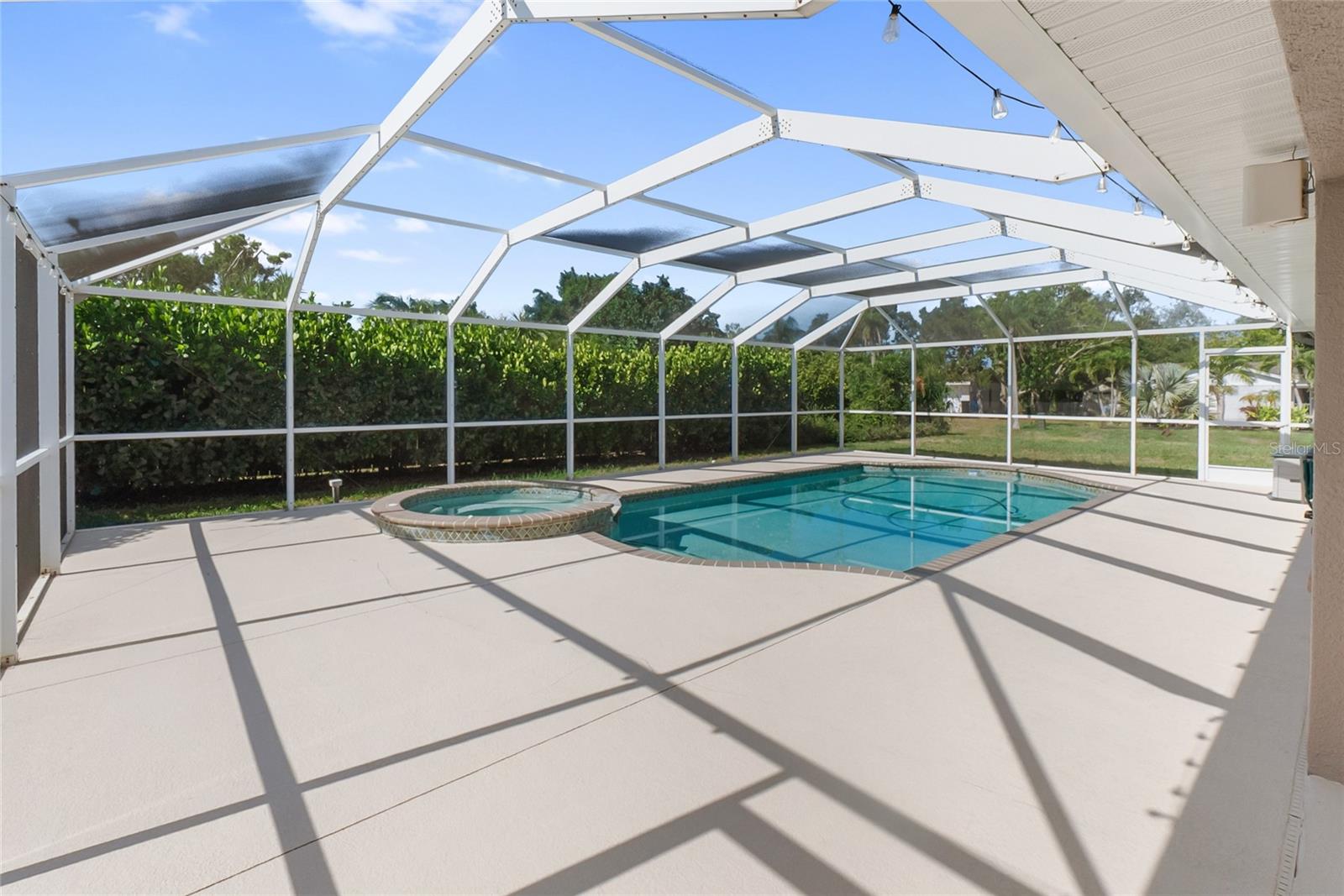 WHITFIELD COUNTRY CLUB ESTATES 1 - Residential
