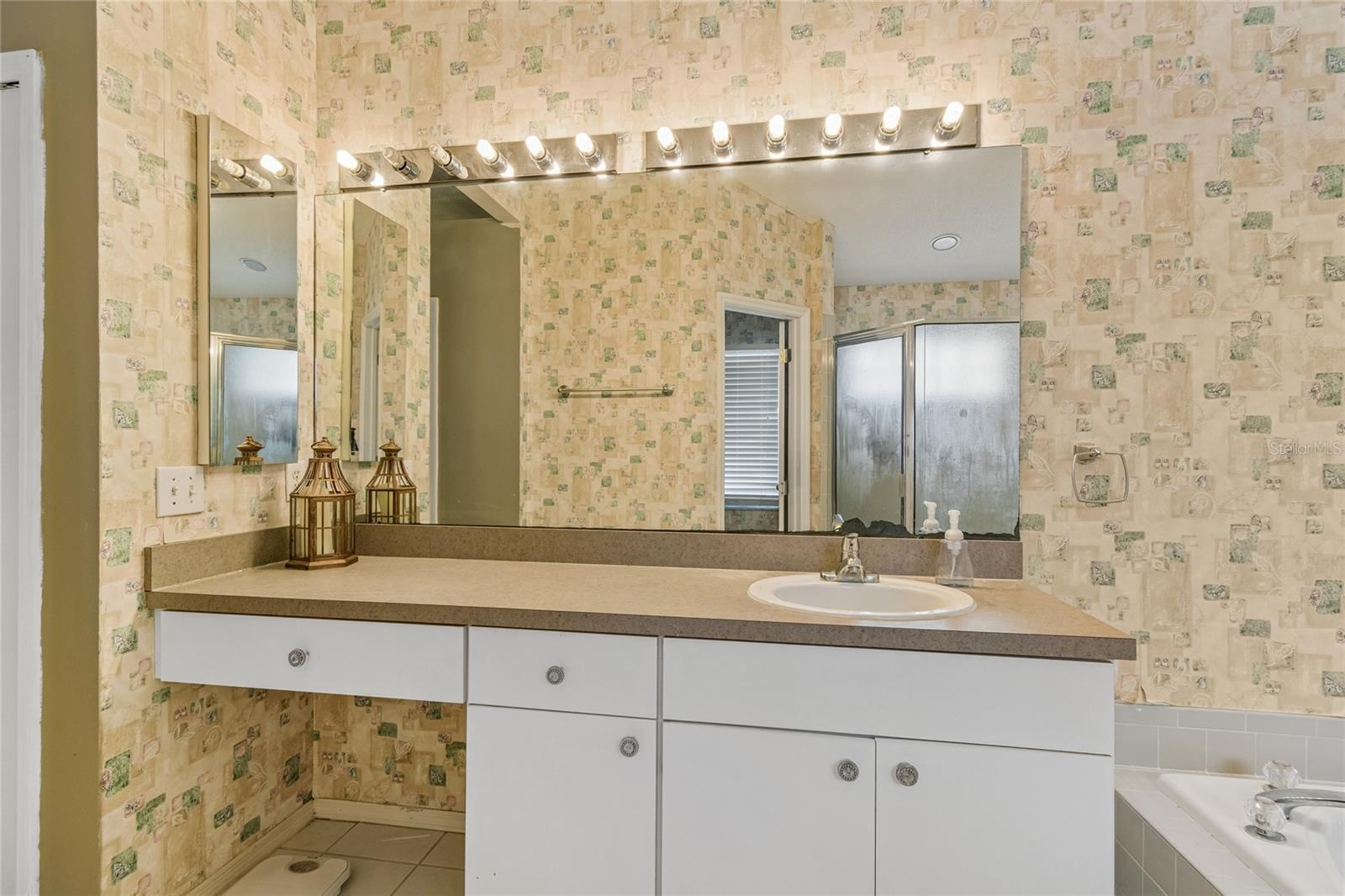 VILLAROSA PH 1B1 - Residential