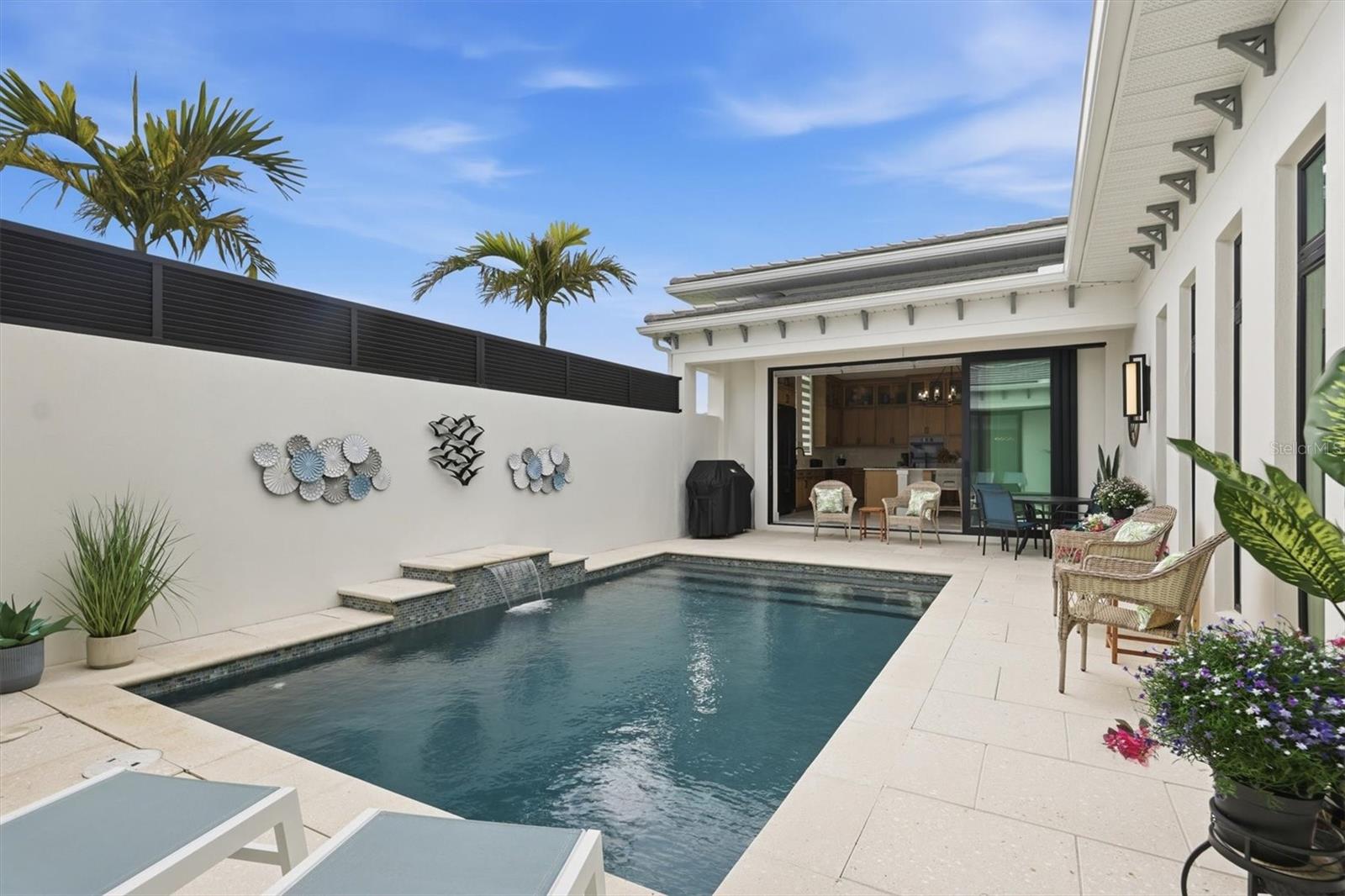 AQUA LAGOON - Residential