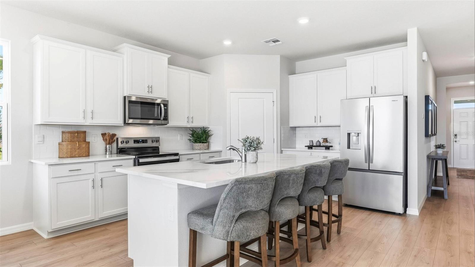 STAR FARMS AT LAKEWOOD RANCH - Residential
