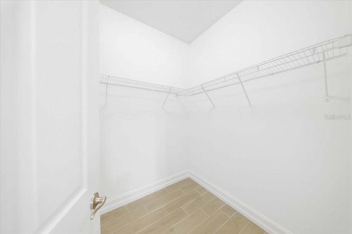 ENBROOK - Residential