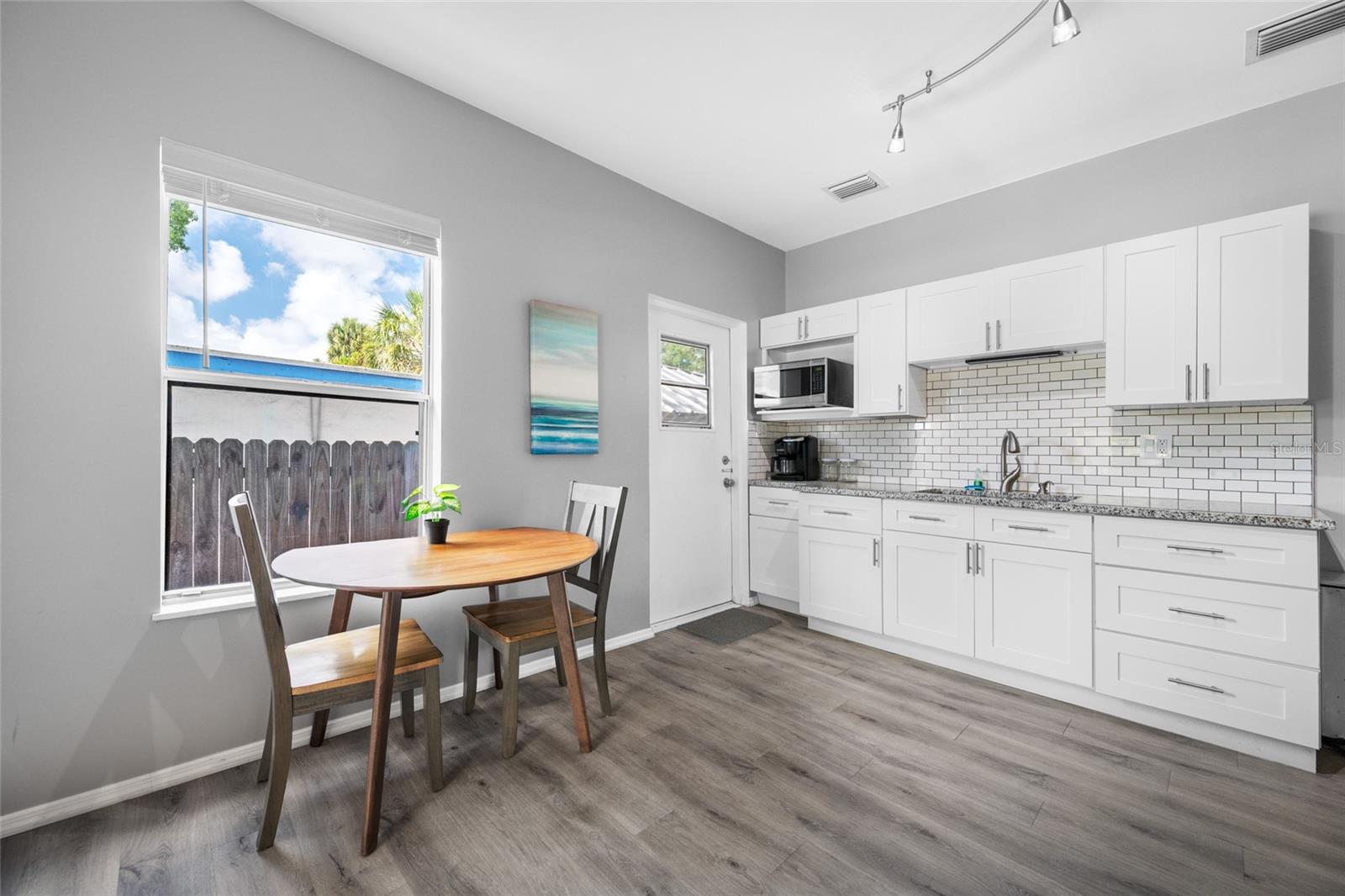 BAYNARD LEE JR 2 - Residential