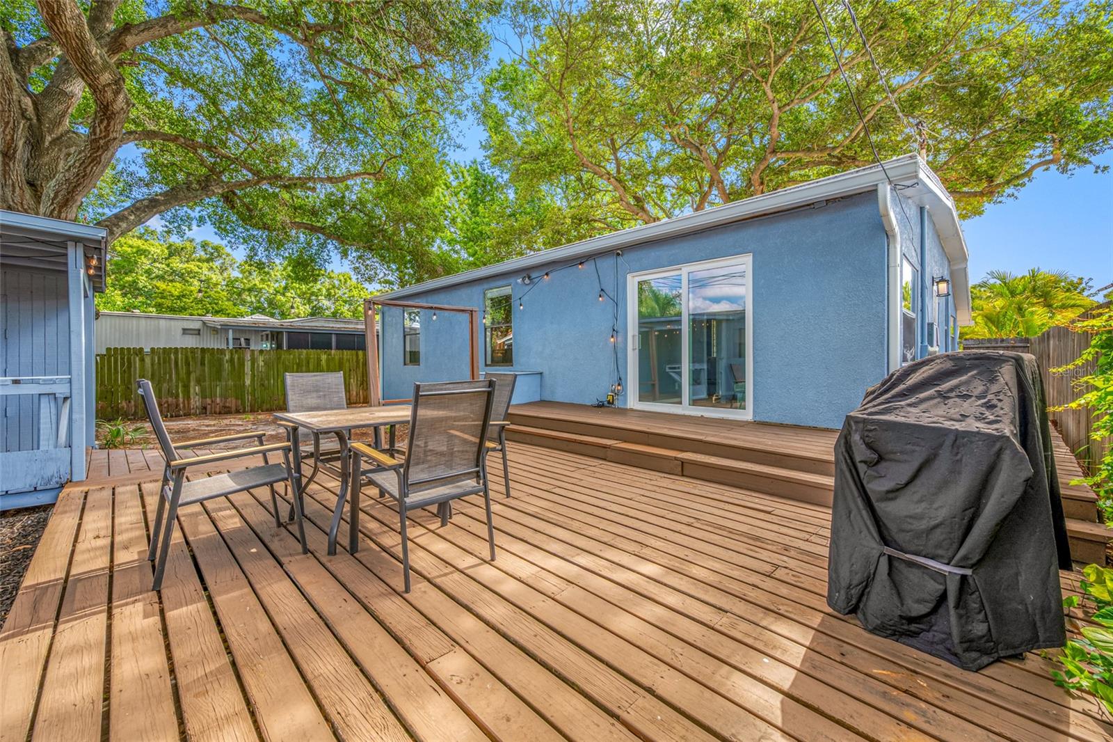 BAYNARD LEE JR 2 - Residential