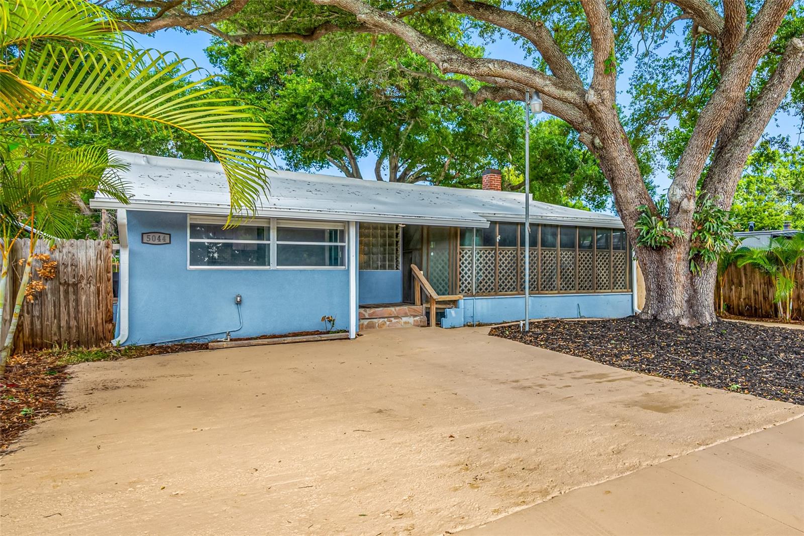 BAYNARD LEE JR 2 - Residential