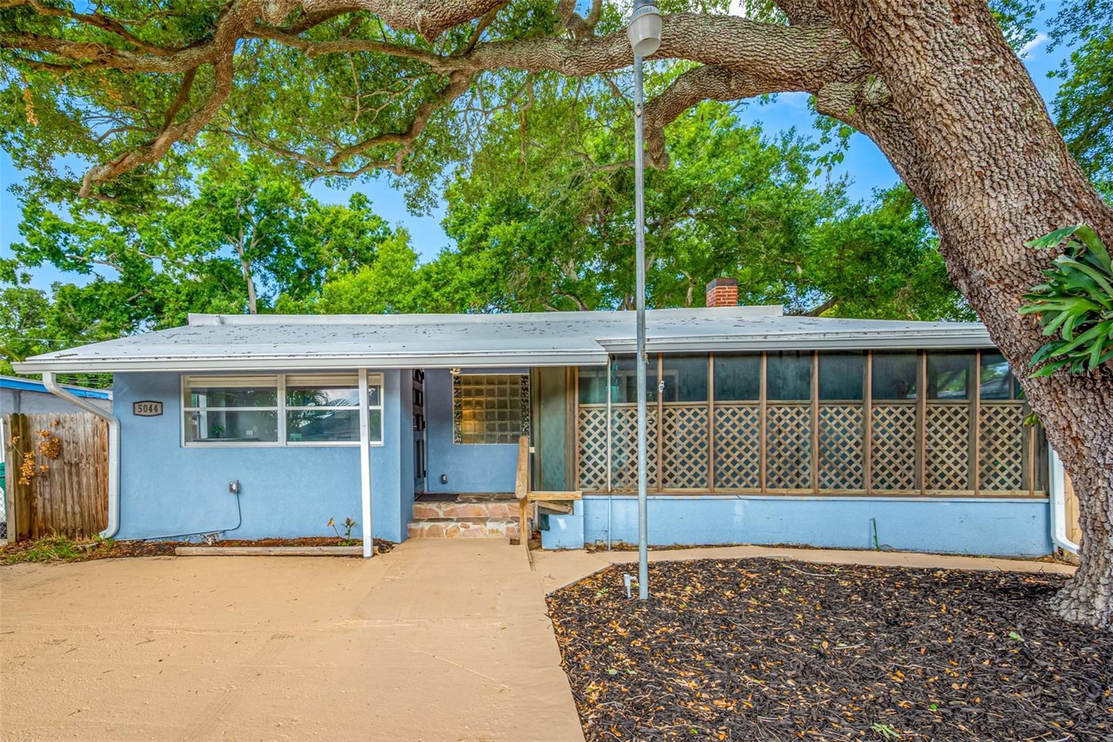 BAYNARD LEE JR 2 - Residential