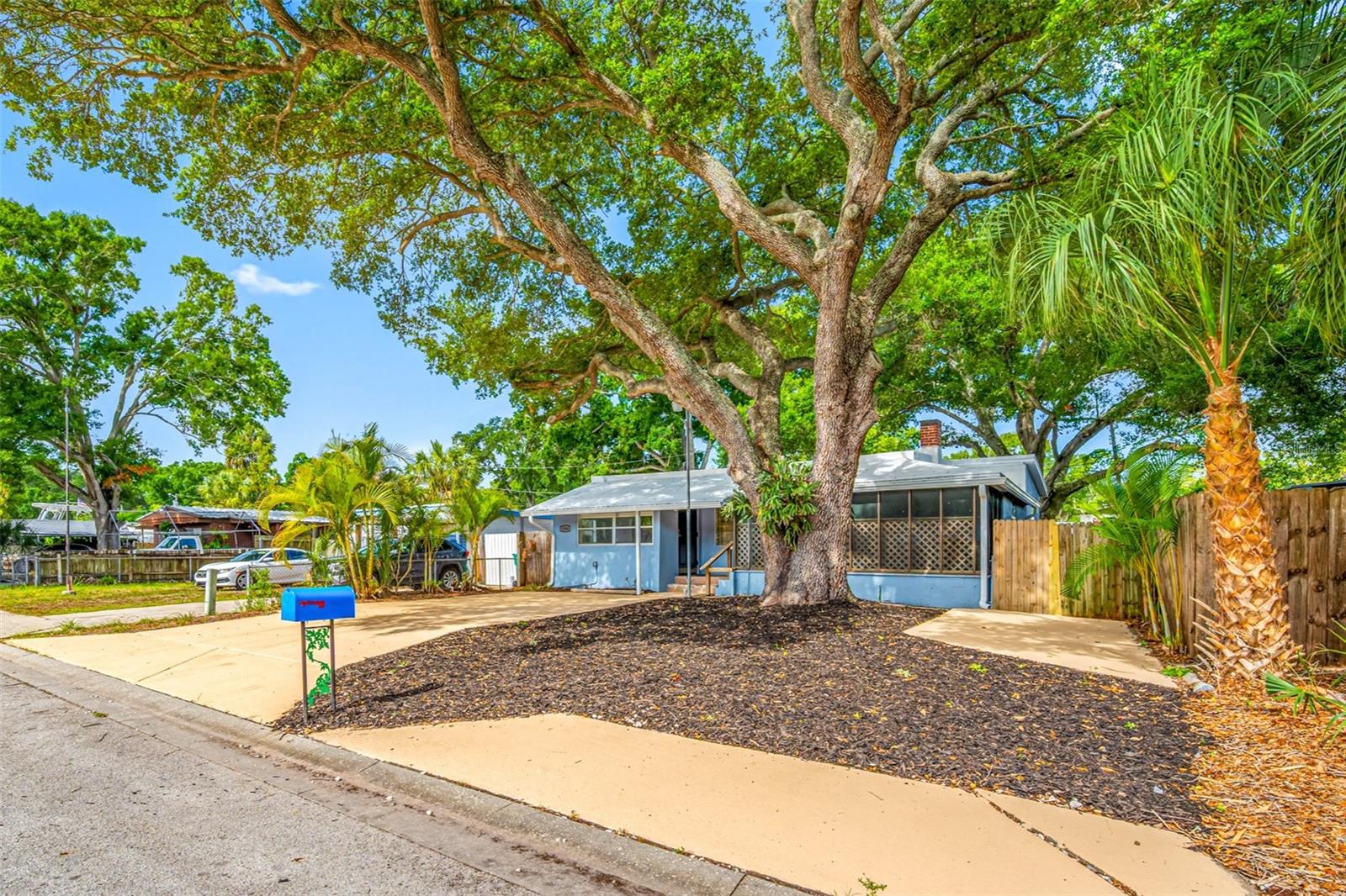 BAYNARD LEE JR 2 - Residential