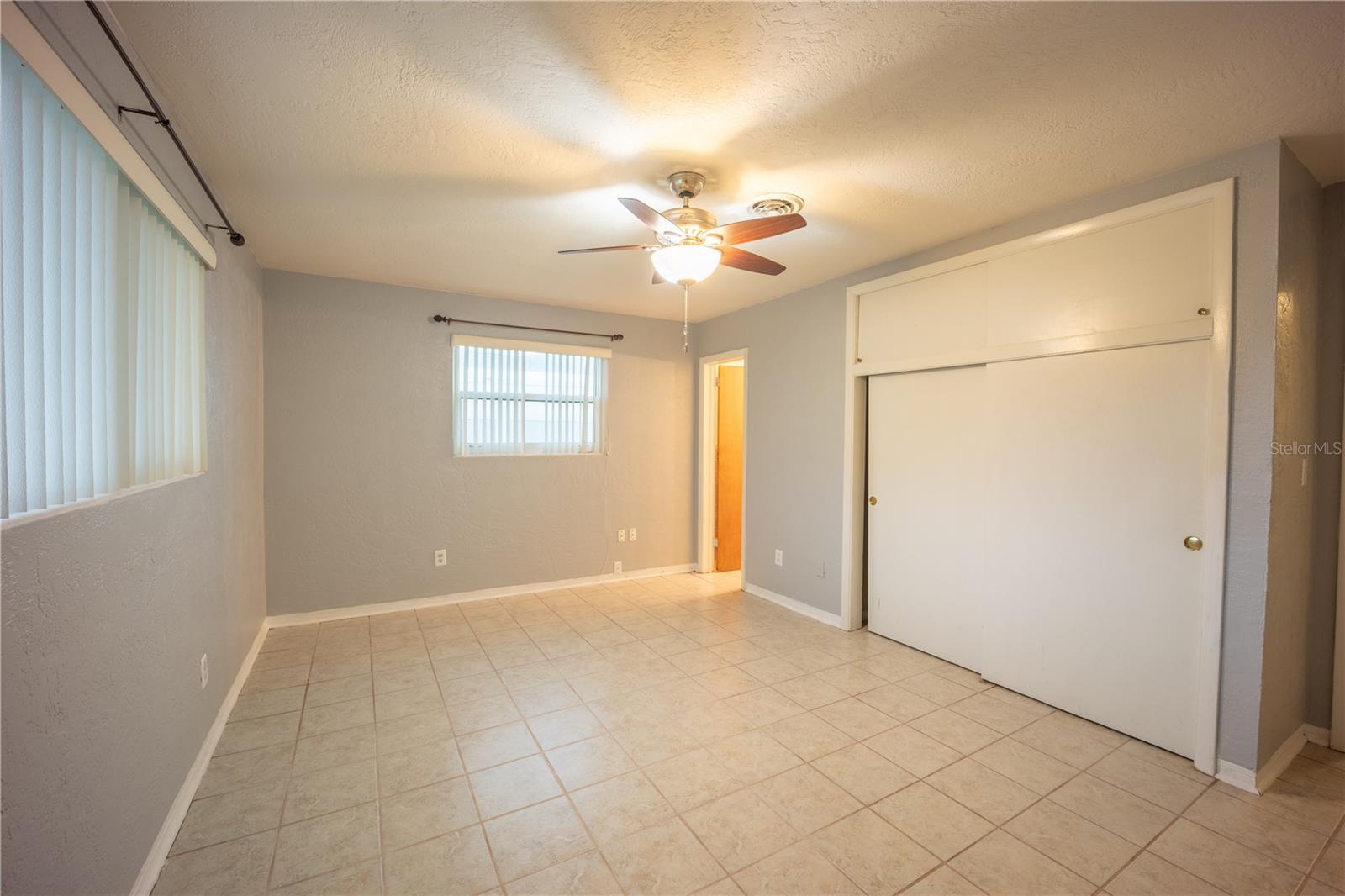 OAKVIEW HEIGHTS - Residential
