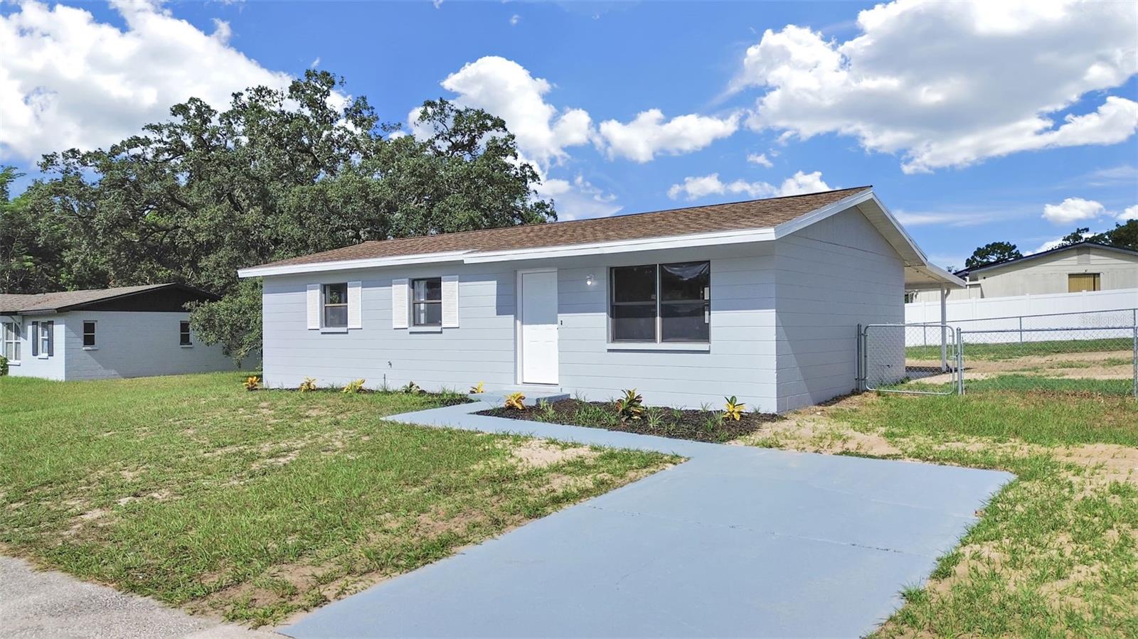 SPRING HILL - Residential