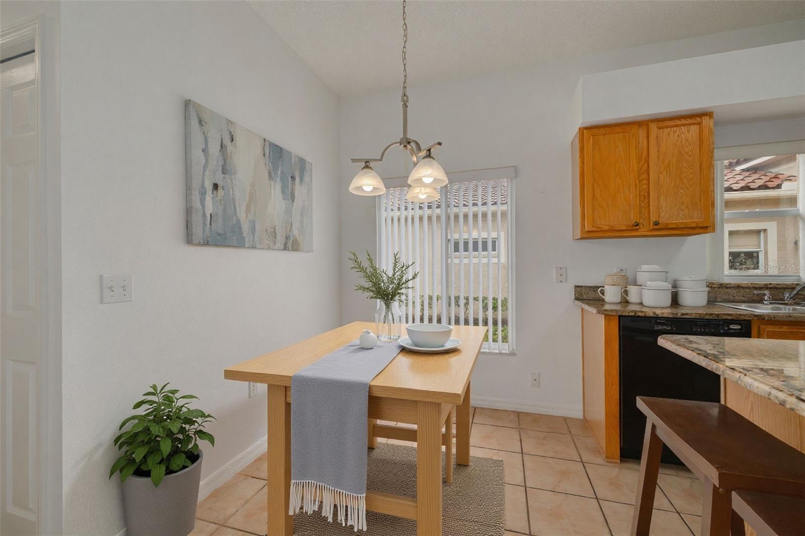SALEM SQUARE - Residential