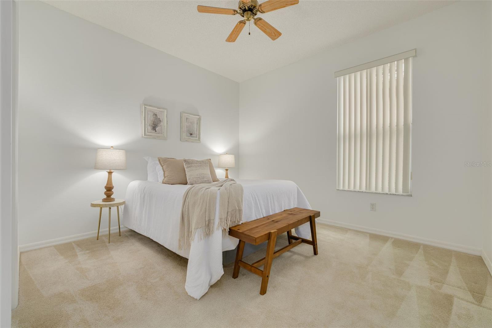 SALEM SQUARE - Residential
