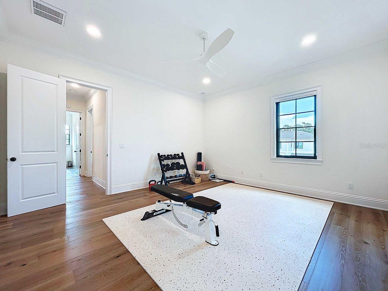 SUNSET PARK - Residential