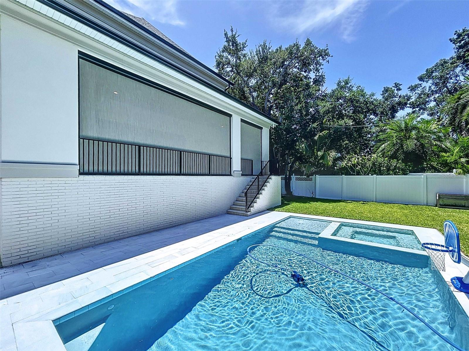 SUNSET PARK - Residential