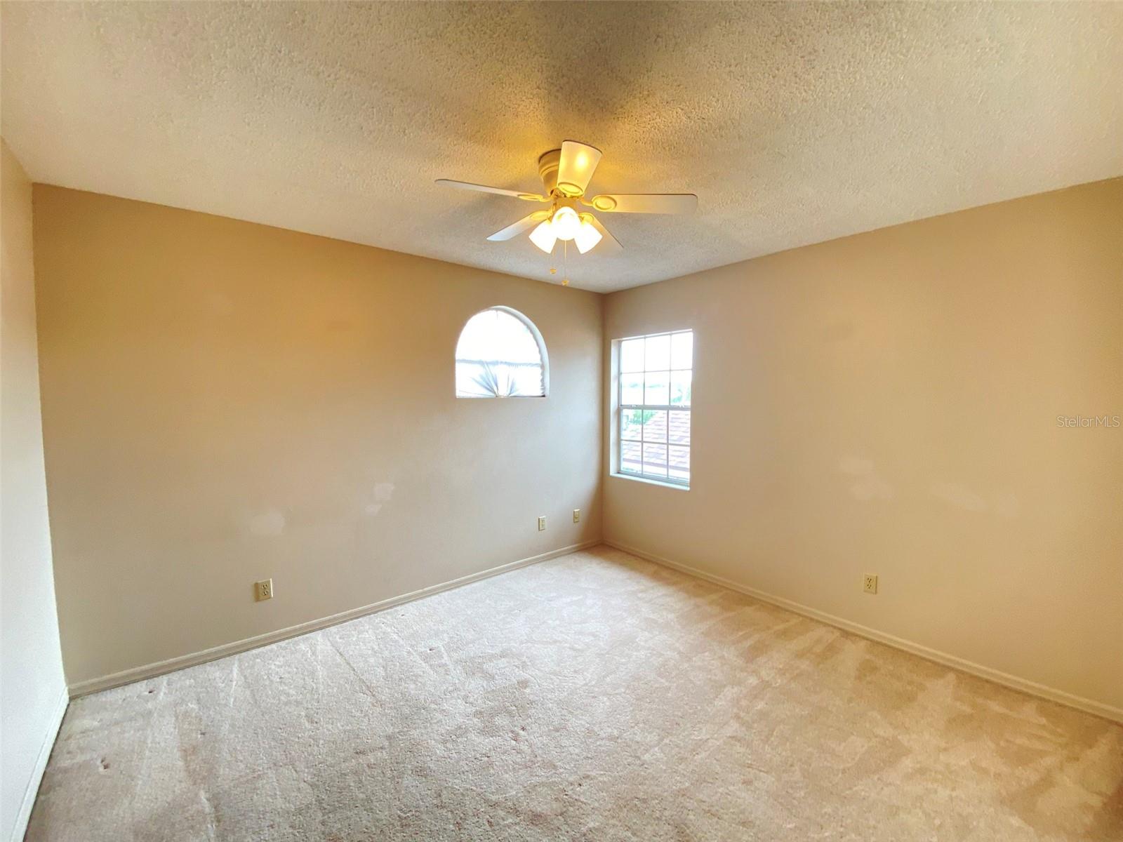 HUNTERS CREEK TR 235B PH 04 - Residential Lease