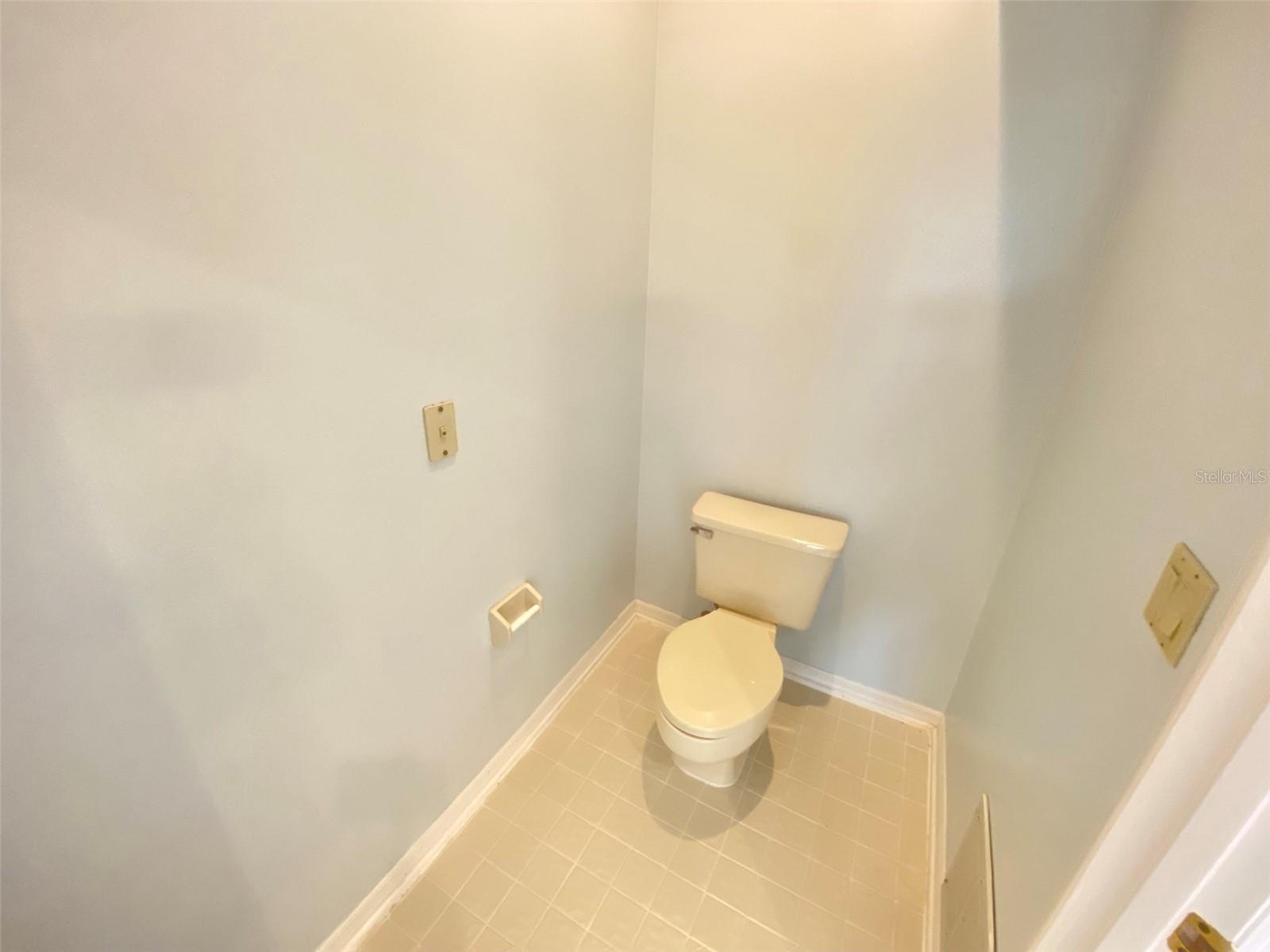 HUNTERS CREEK TR 235B PH 04 - Residential Lease