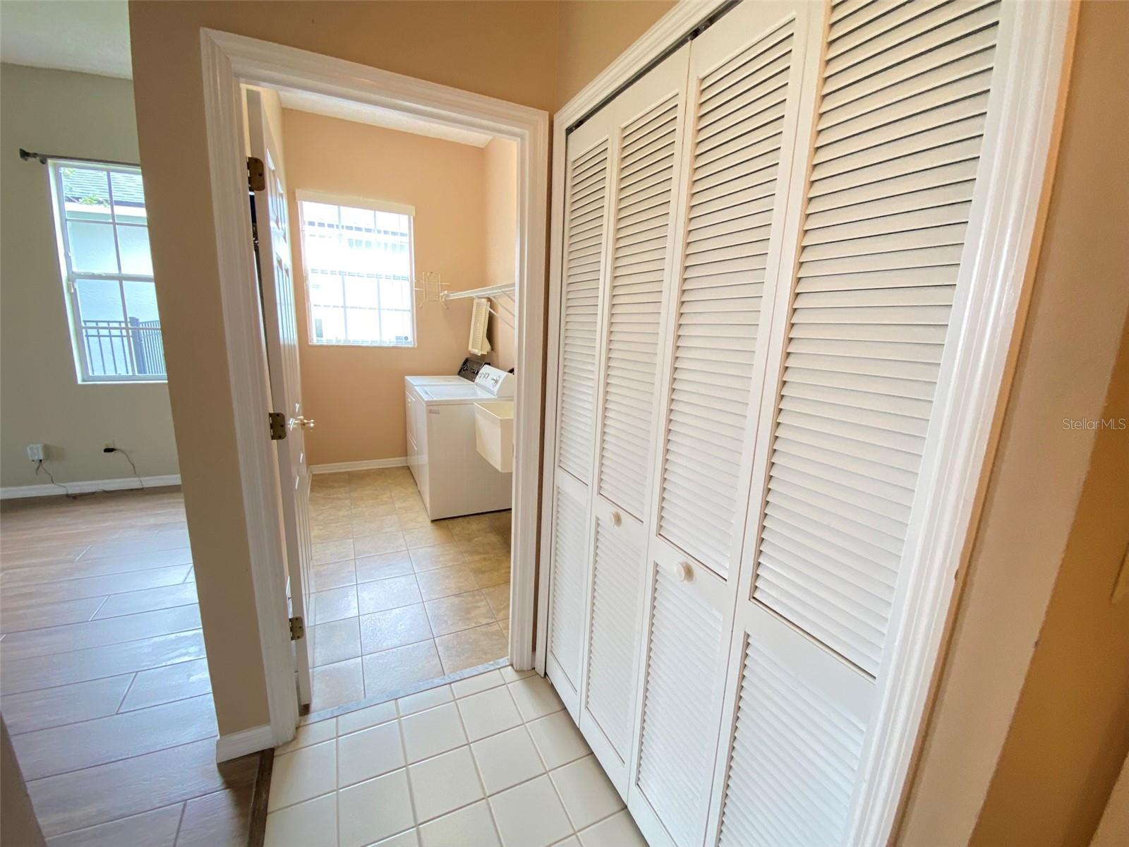 HUNTERS CREEK TR 235B PH 04 - Residential Lease