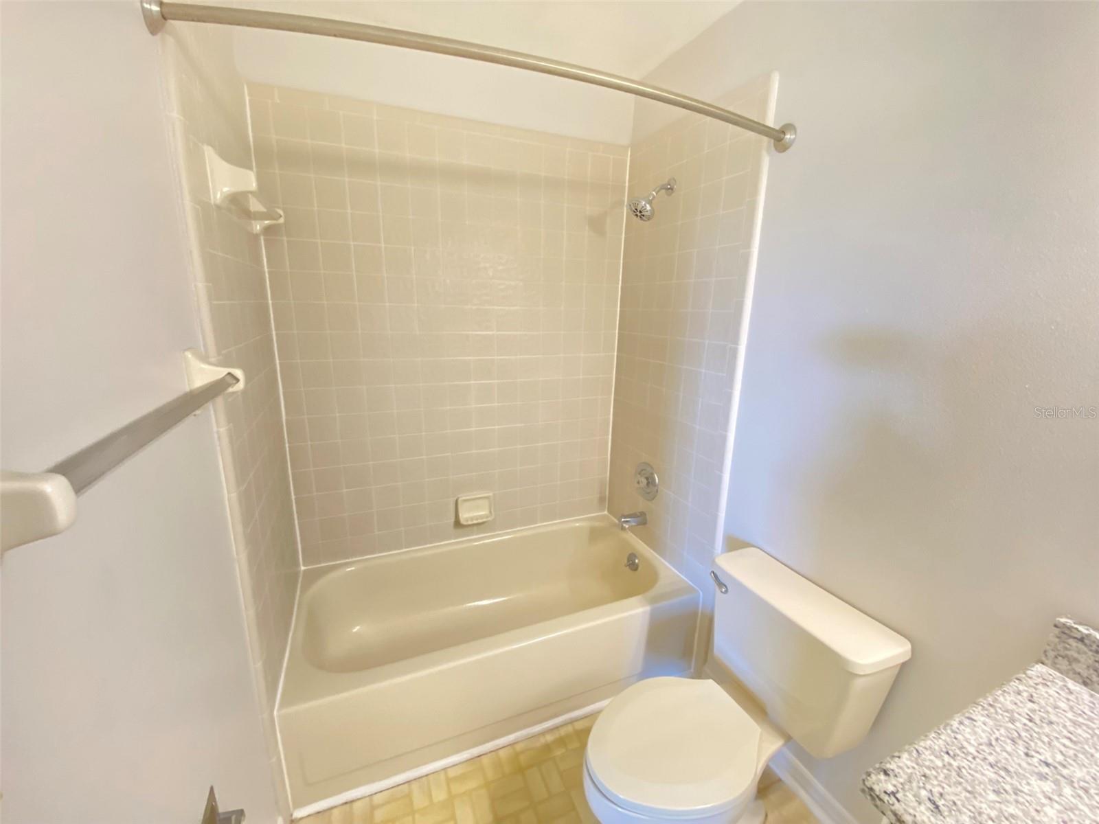 HUNTERS CREEK TR 235B PH 04 - Residential Lease