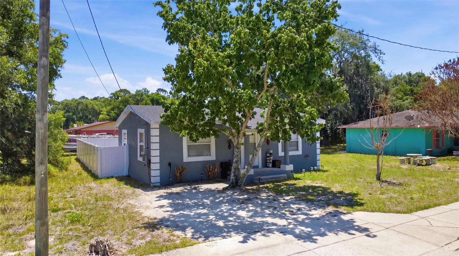 PINECREST SUB - Residential