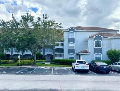 For Sale! Beautiful 2-Bedroom, 2-Bathroom Condo in Audubon Villas at Hunters Creek. Experience modern comfort and resort-style living in this updated condo located in the gated Audubon Villas at Hunters Creek. The bright and open floor plan features wood-look vinyl flooring throughout and a spacious living area with access to a private balcony, ideal for morning coffee or evening relaxation. The kitchen comes complete with all appliances, and the unit also includes an in-unit washer and dryer. The primary suite offers a walk-in closet and en-suite bathroom, while a second bedroom and full guest bathroom complete the floor plan. Residents enjoy resort-style amenities, including a lake-view pool, fitness center, clubhouse, and tennis courts. Conveniently located near The Loop with easy access to shopping, dining, major roadways, and Orlando International Airport. Don’t miss the opportunity to own a home in one of Orlando’s most sought communities schedule your showing today!