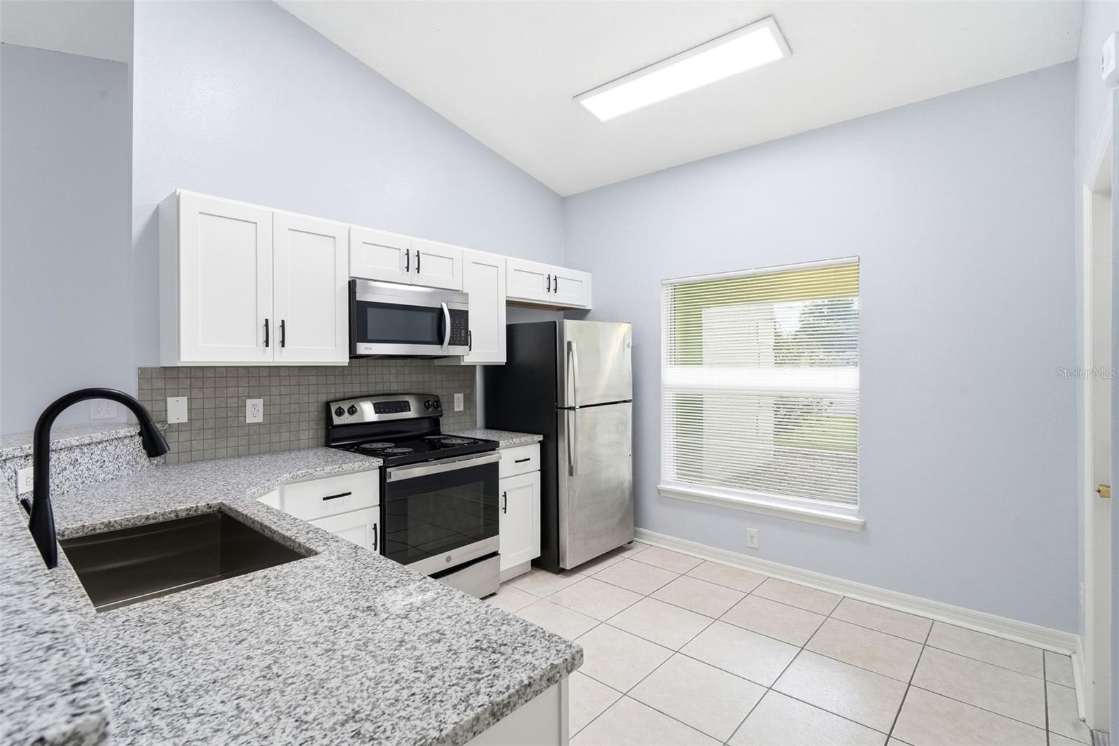 HAWTHORNE OAKS PH 01 - Residential