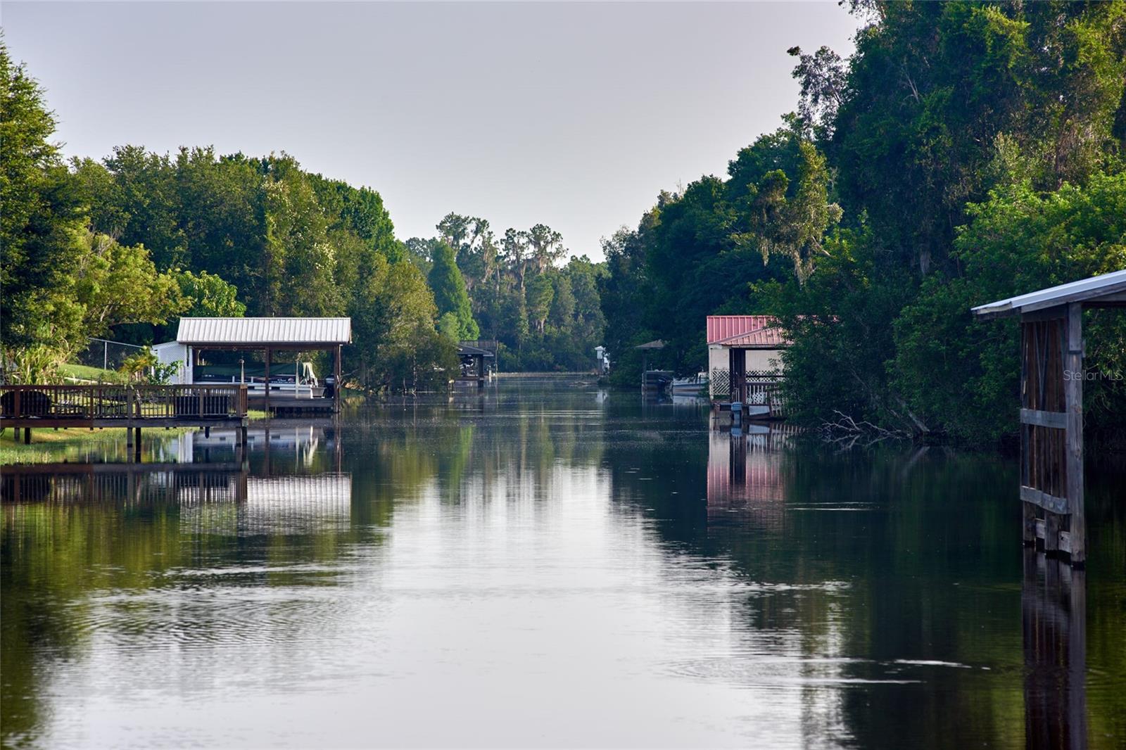 INDIAN LAKE ESTATES - Land