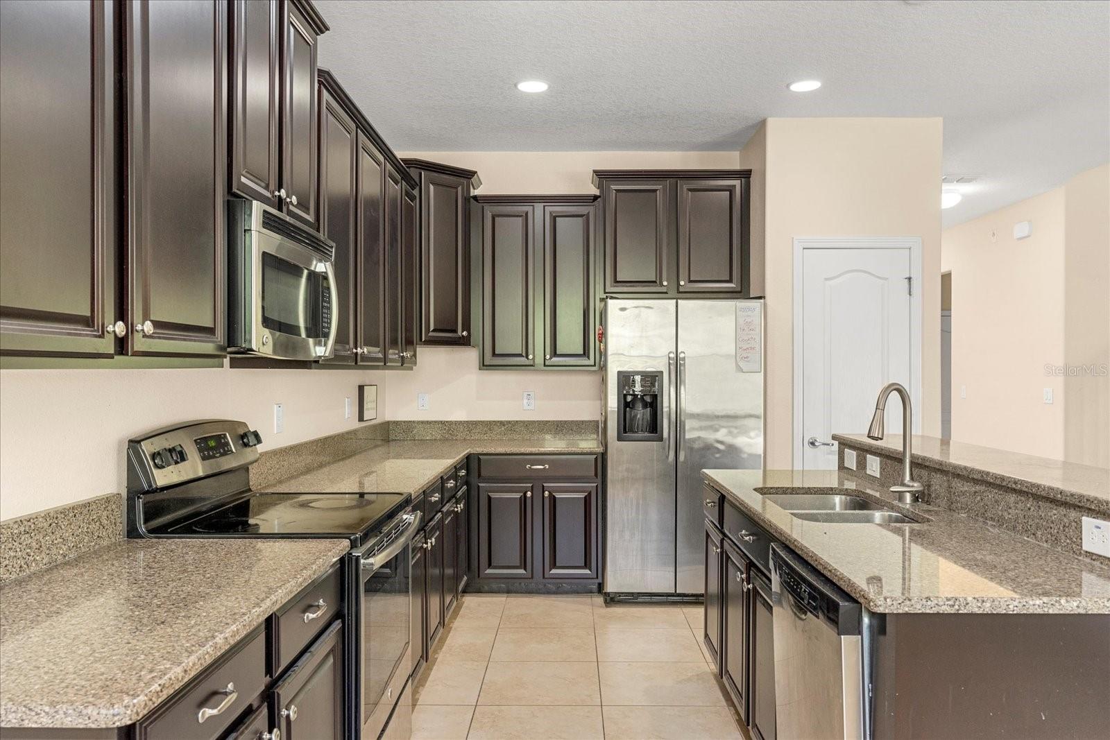 SIGNATURE LAKES PH 3B-1 - Residential