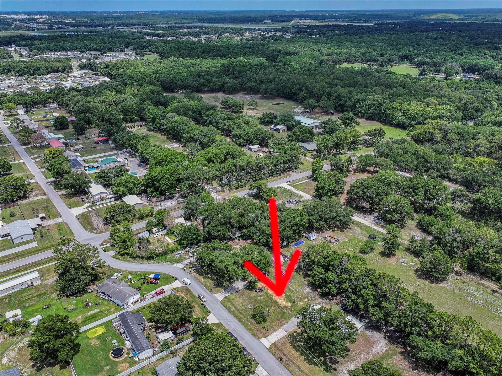HERNDON WOODS - Land