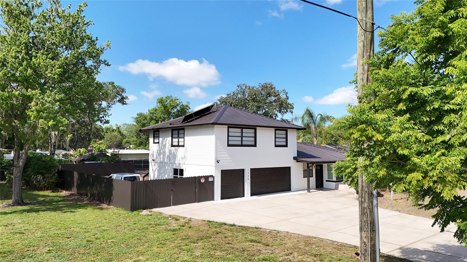 ARMENIA ACRES - Residential