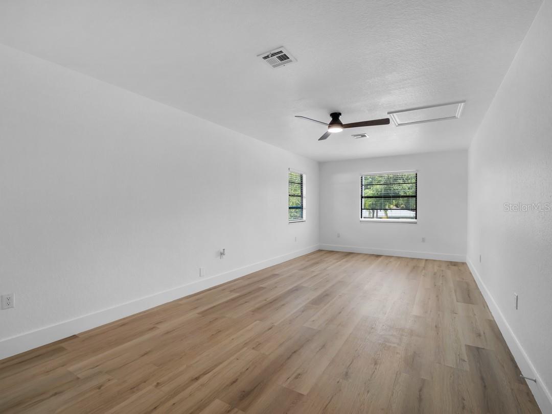ARMENIA ACRES - Residential