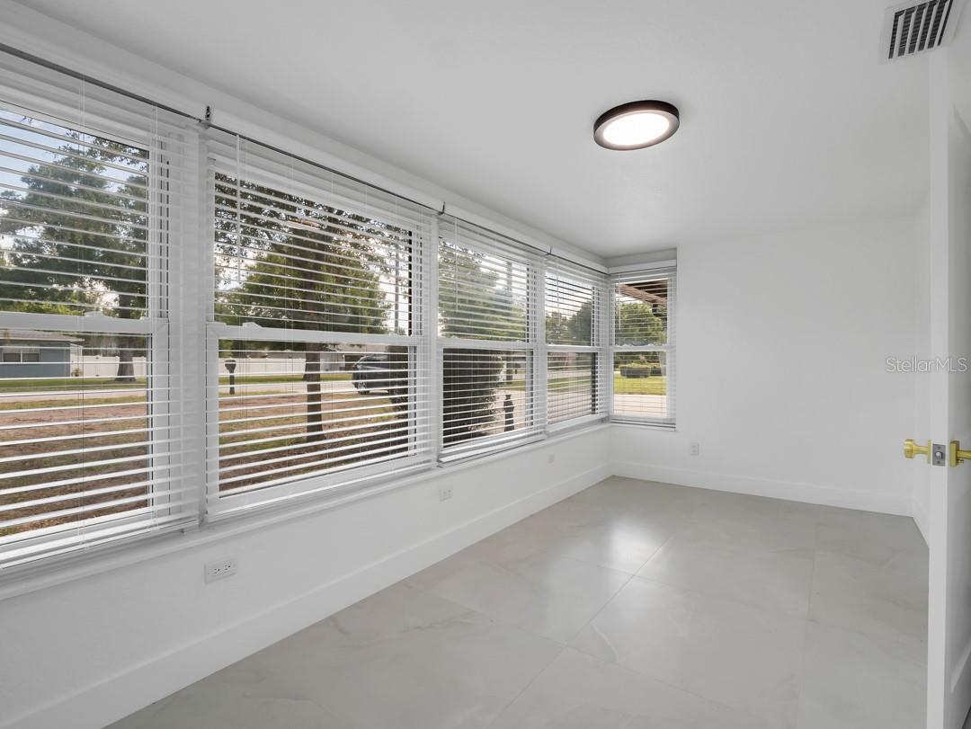 ARMENIA ACRES - Residential