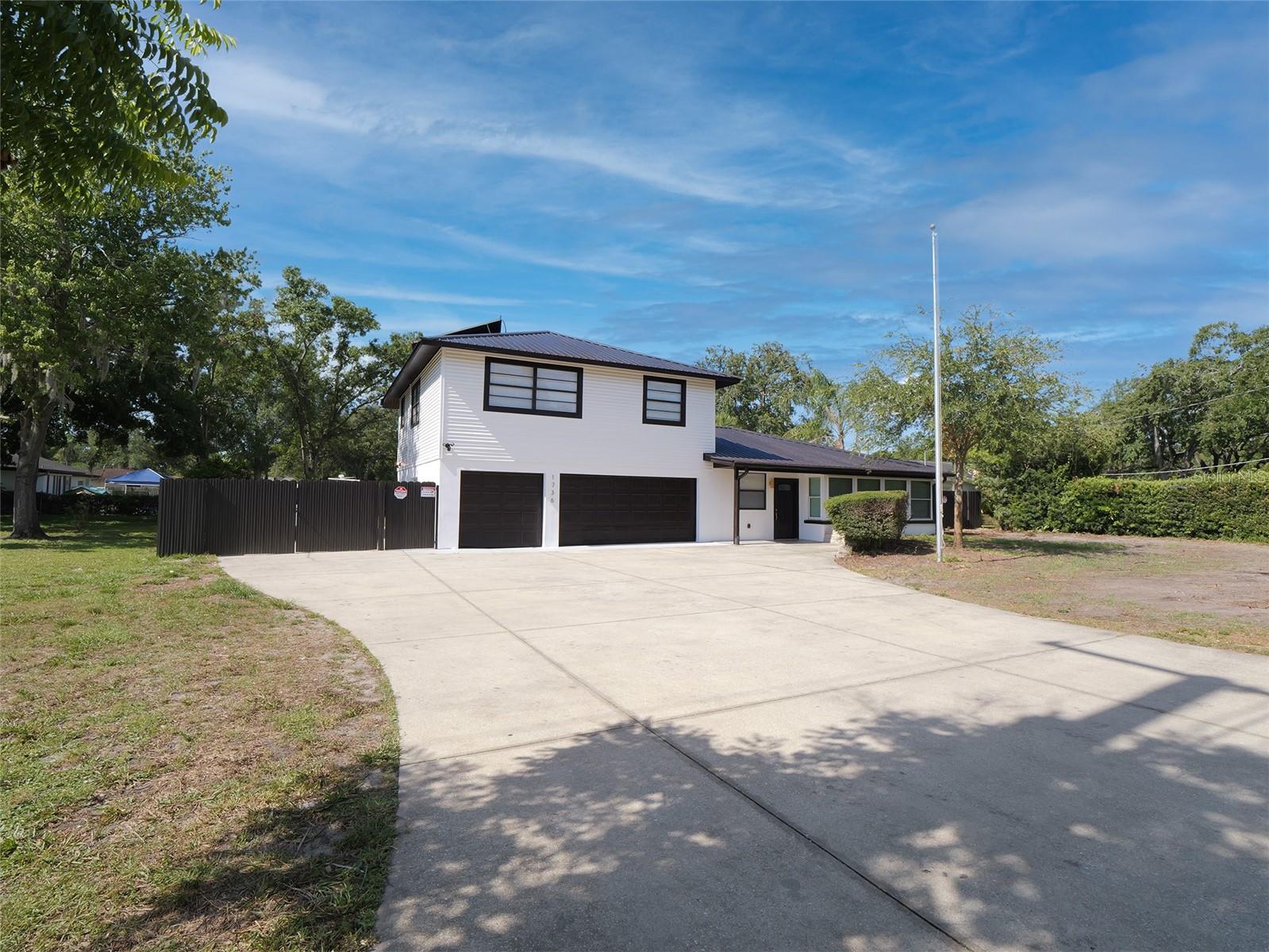 ARMENIA ACRES - Residential