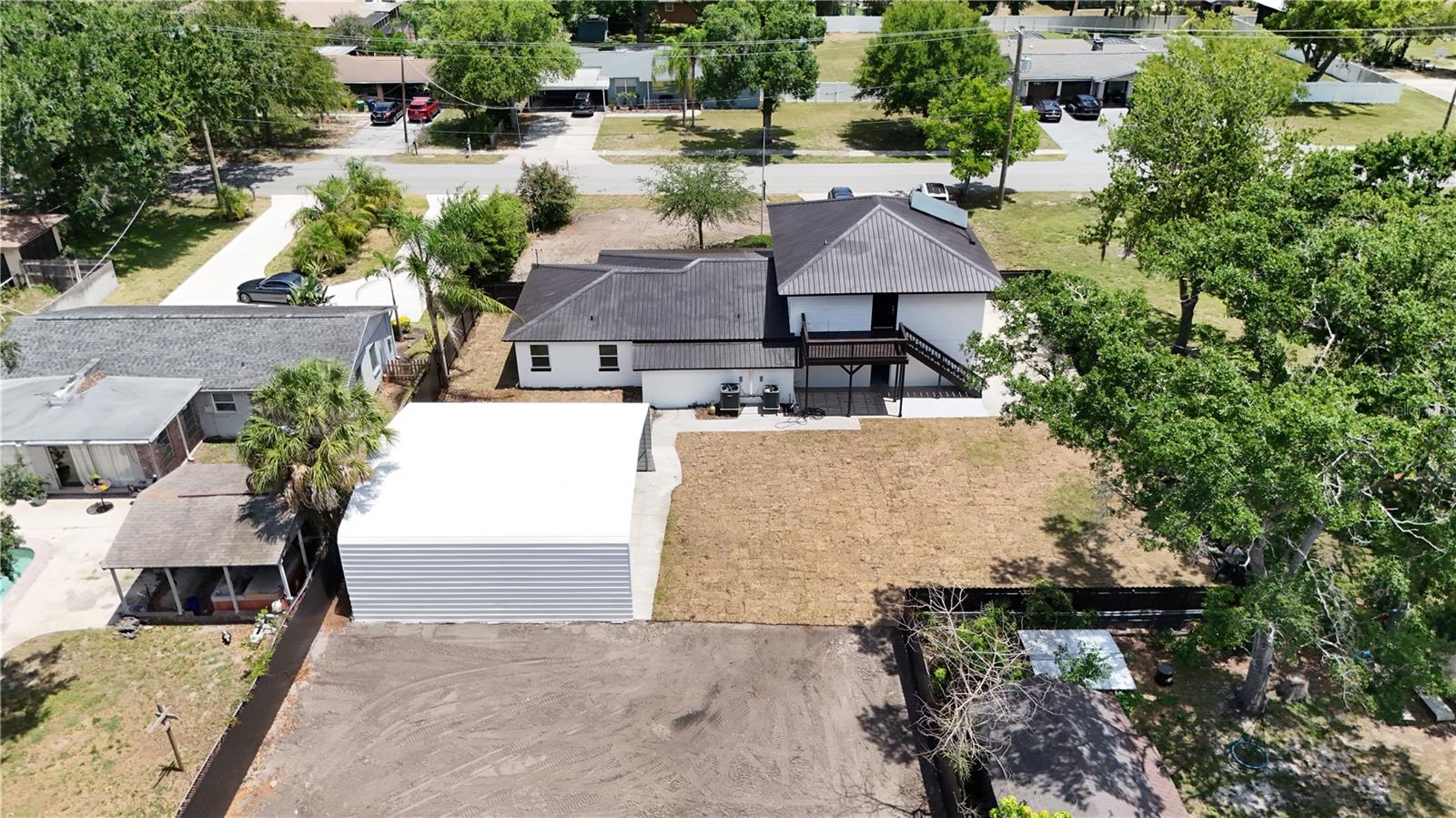 ARMENIA ACRES - Residential