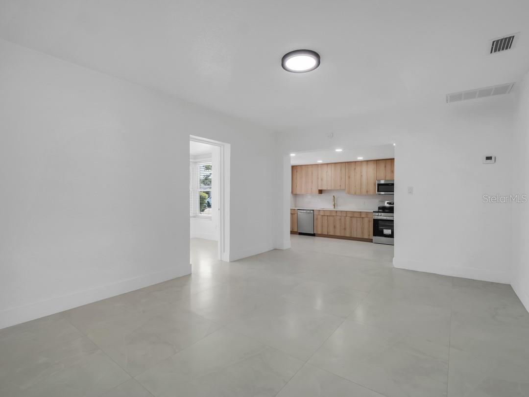 ARMENIA ACRES - Residential