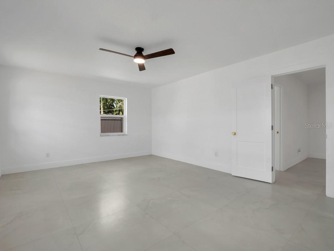ARMENIA ACRES - Residential